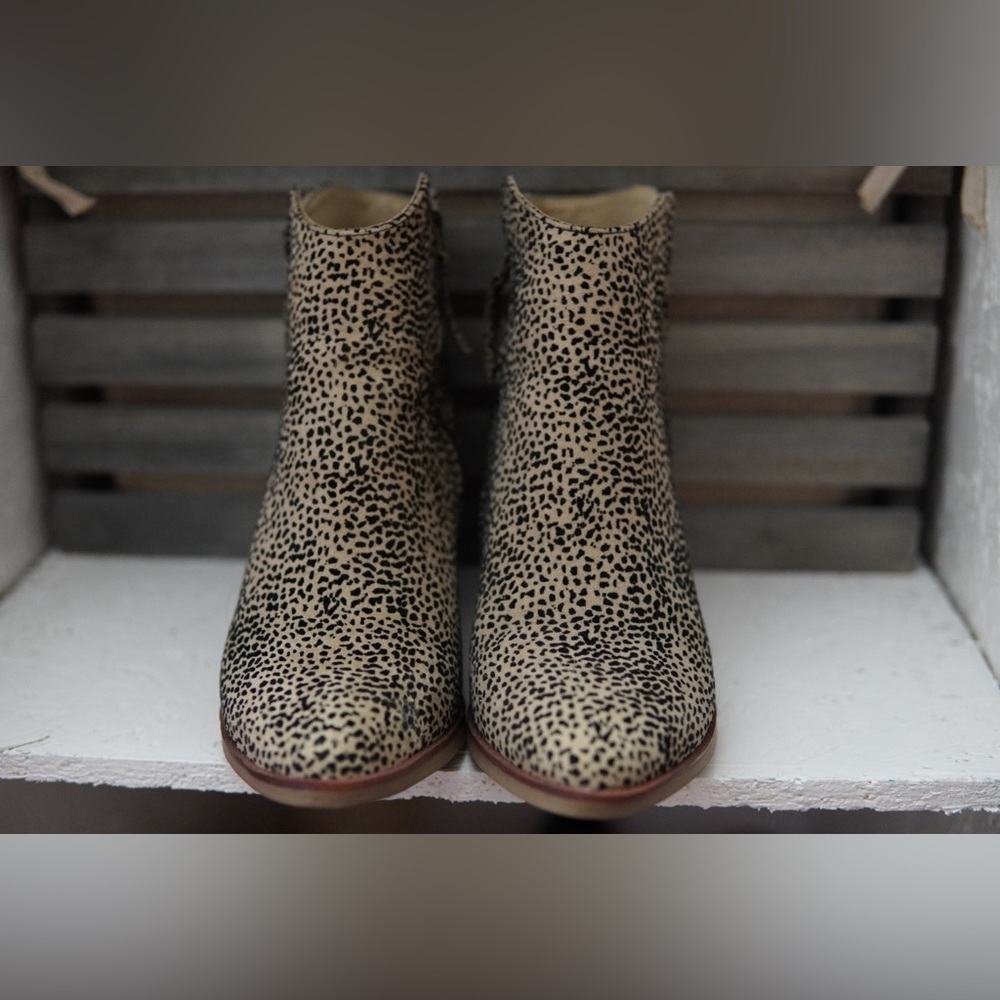 Leopard Print MIA Ankle Booties - Picture 2 of 4